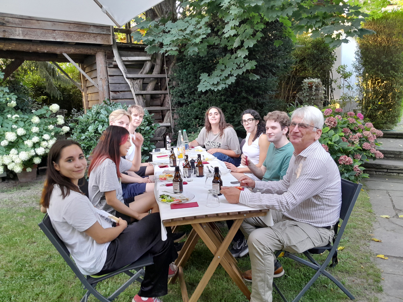 03_Die-Welt-zu-Gast_20250813_192733